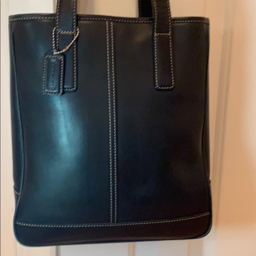 Coach Vintage Black medium leather Hampton Tote